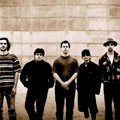 badreligionband.jpg (51407 bytes)